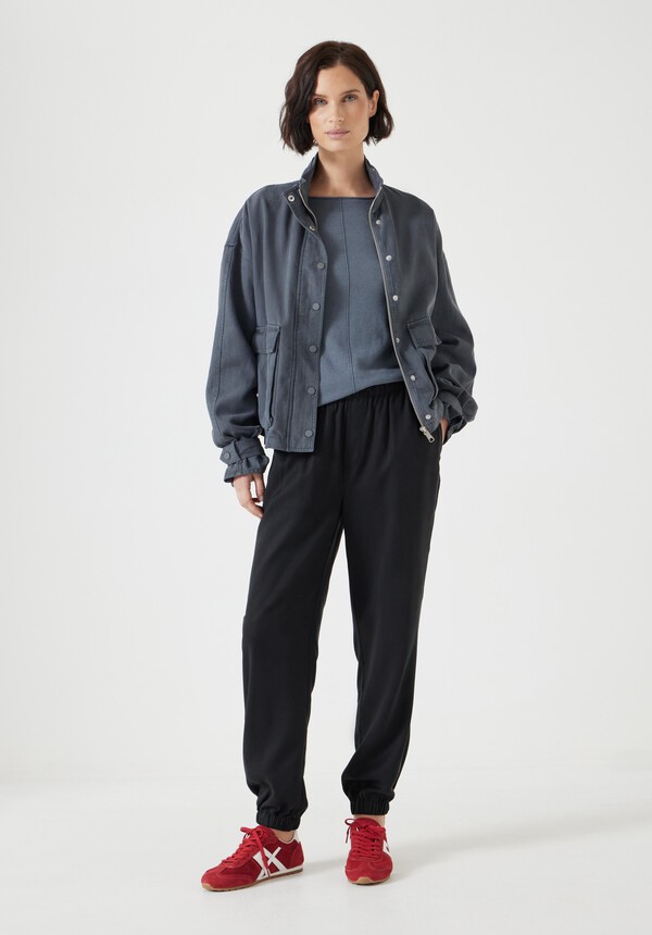Paloma Pull On Pants