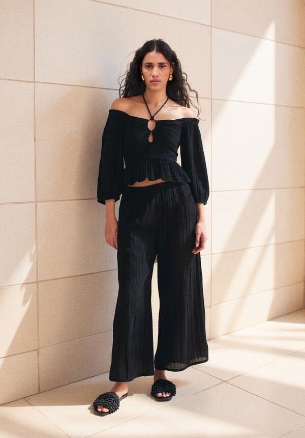 Crinkle Wide Leg Cropped Pants